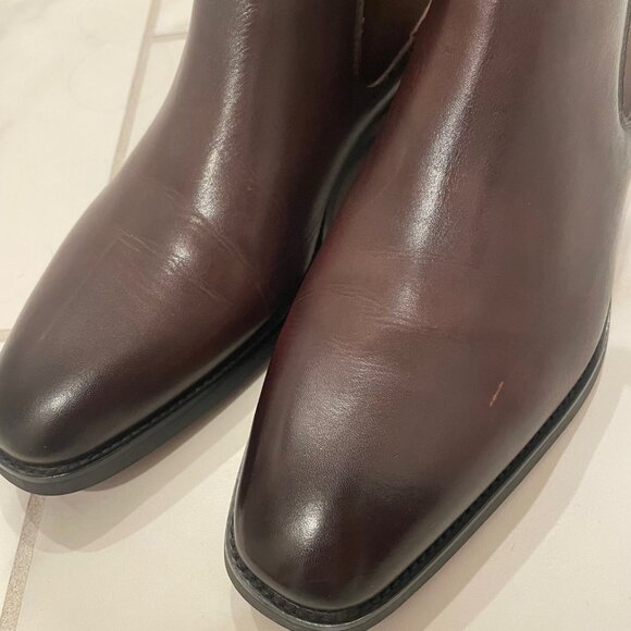 Chelsea boots